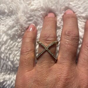Gold tone Crisscross Ring Sz 9